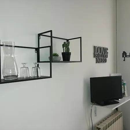 Abbondio 11 קומו