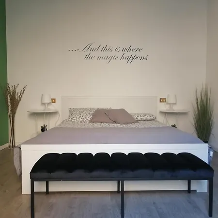 Abbondio 11 קומו