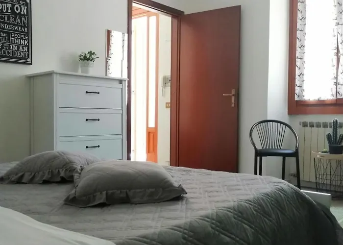 Abbondio 11 Apartment *