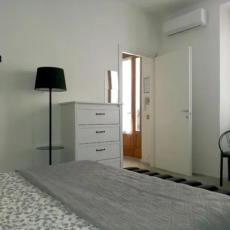 Abbondio 11 Апартаменты